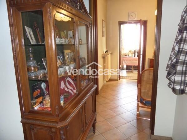 VILLA INDIPENDENTE A VILLATA